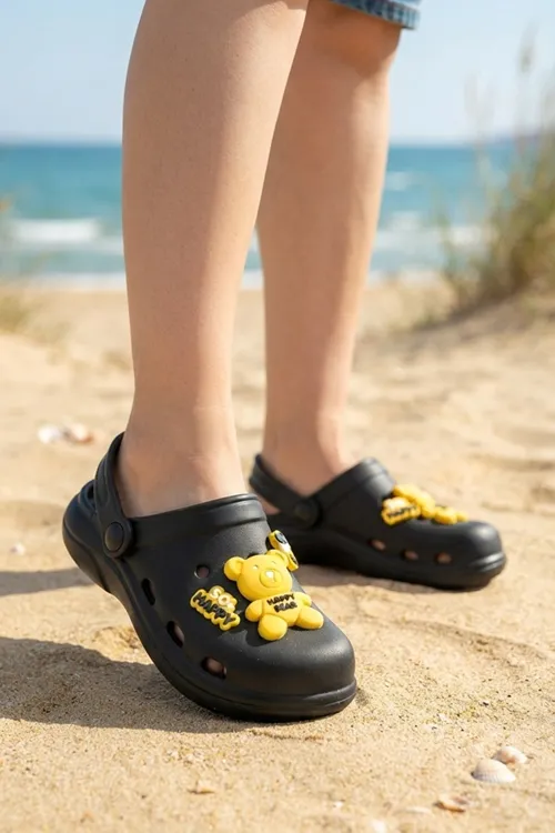 Siyah Sarı Ayıcıklı Kreş Sahil Plaj Havuz Terliği Unisex Çocuk Terlik & Sandalet