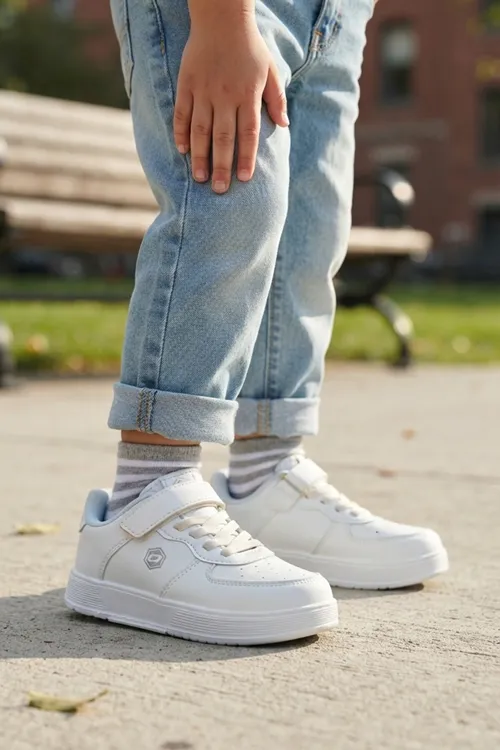 Beyaz Cırtlı Unisex Çocuk Spor Ayakkabı Günlük Sneaker